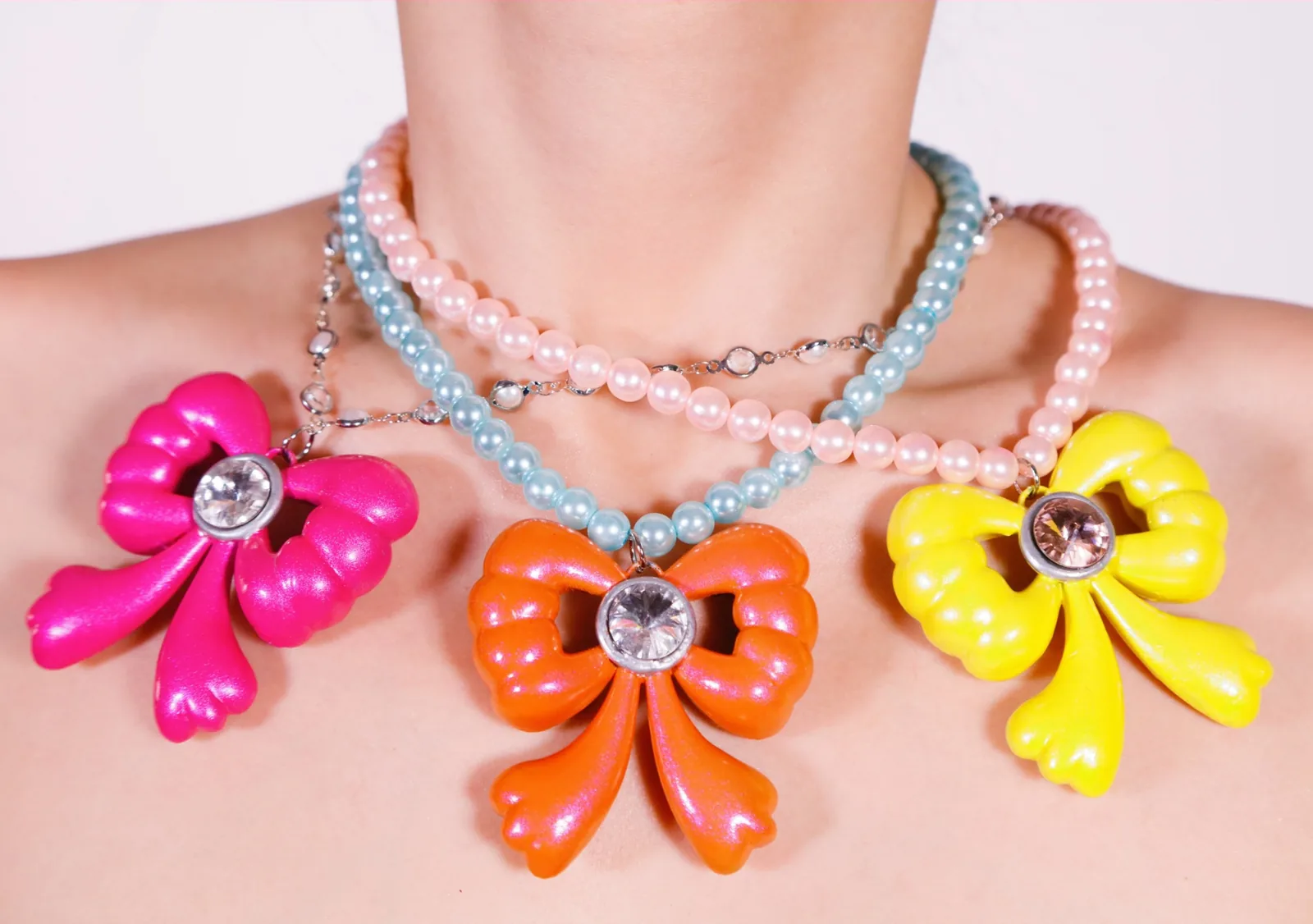 Candy Ribbon Collection 的蝴蝶結項鍊